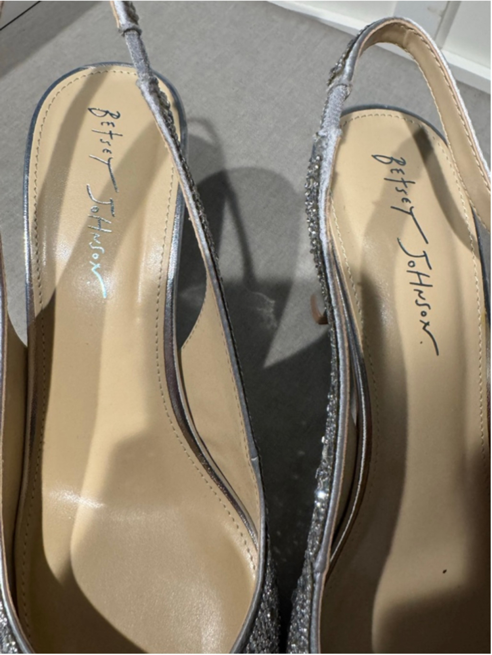 Women's Betsey Johnson Crystal RhinestoneSlingback Heels Size 11 Silver Blue - Picture 7 of 12